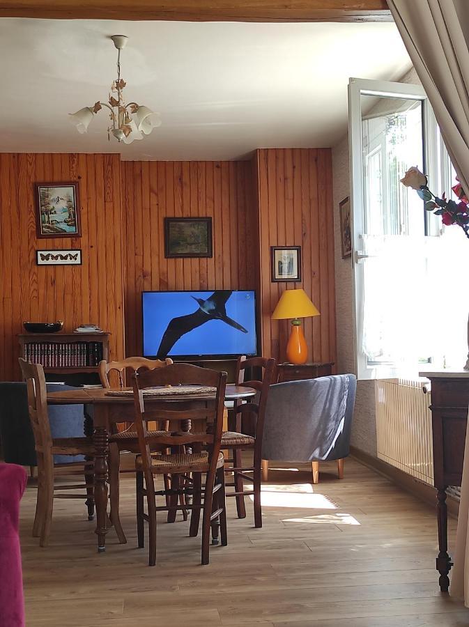 La Lisiere Appartement 2 Chambres Revin  Экстерьер фото
