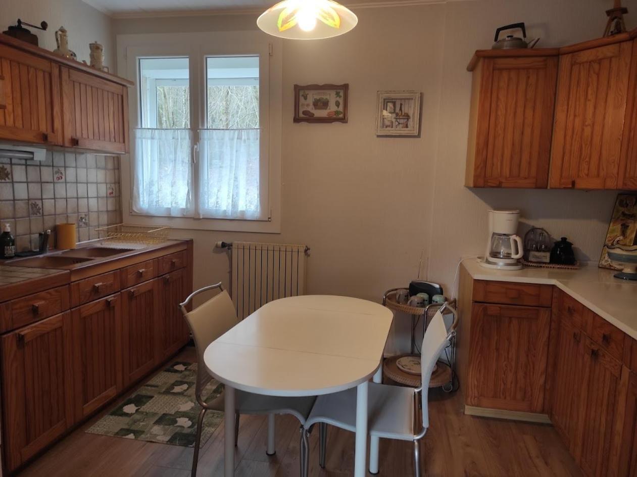 La Lisiere Appartement 2 Chambres Revin  Экстерьер фото